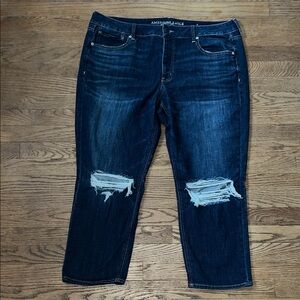 American Eagle Outfitters Women's Dark Blue Distressed Cropped Jeans